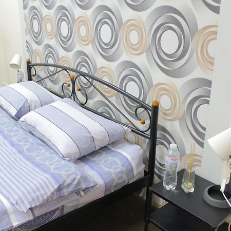 Uneed Rooms Somnium Kiev Bagian luar foto